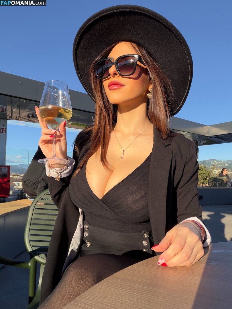 Maddalena Cabizzosu / madame_x_93 / madamex93 Nackt OnlyFans  Geleaktes Foto #15