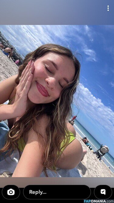 Madison Sky / MadisonSkyxoxo / https: / madison_sky_official Nackt OnlyFans  Geleaktes Foto #1