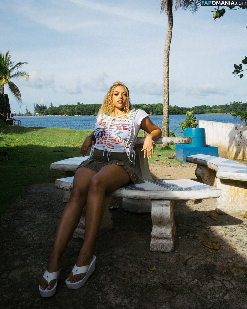 Mahalia Nackt OnlyFans  Geleaktes Foto #1