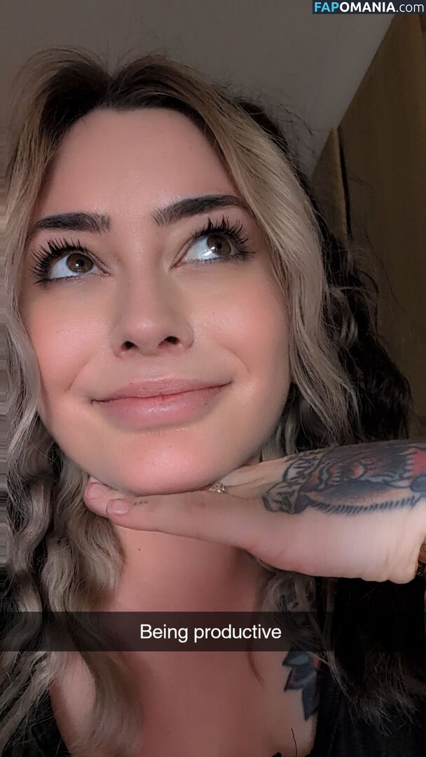 Mamaplugs / mamaplugsxo Nackt OnlyFans  Geleaktes Foto #4