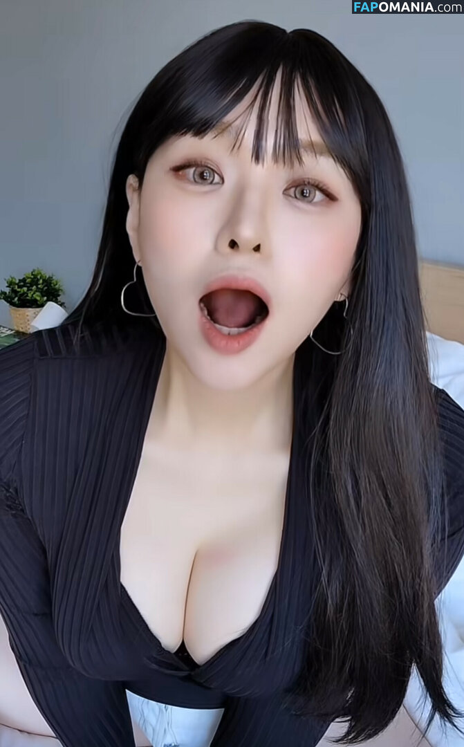 Maple's Syrups / Maple.oh / mable.oh Nackt OnlyFans  Geleaktes Foto #1