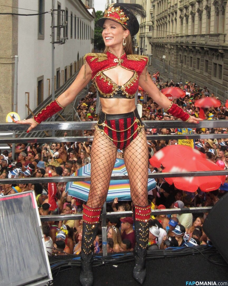 Mariana Ximenes / marixioficial Nackt OnlyFans  Geleaktes Foto #66