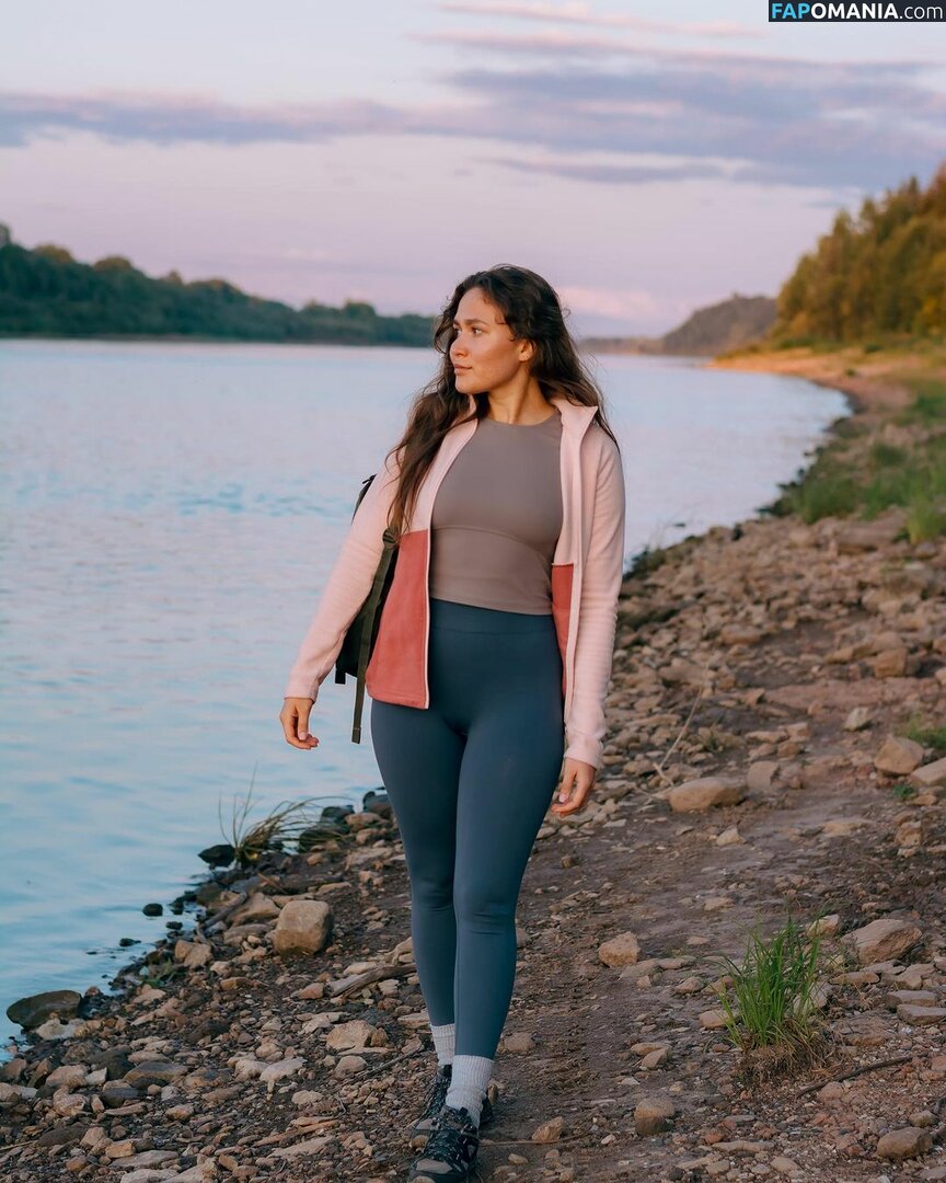 Marusya Shiklina / Marusya outdoors / marusya / marusya.shiklina Nackt OnlyFans  Geleaktes Foto #68