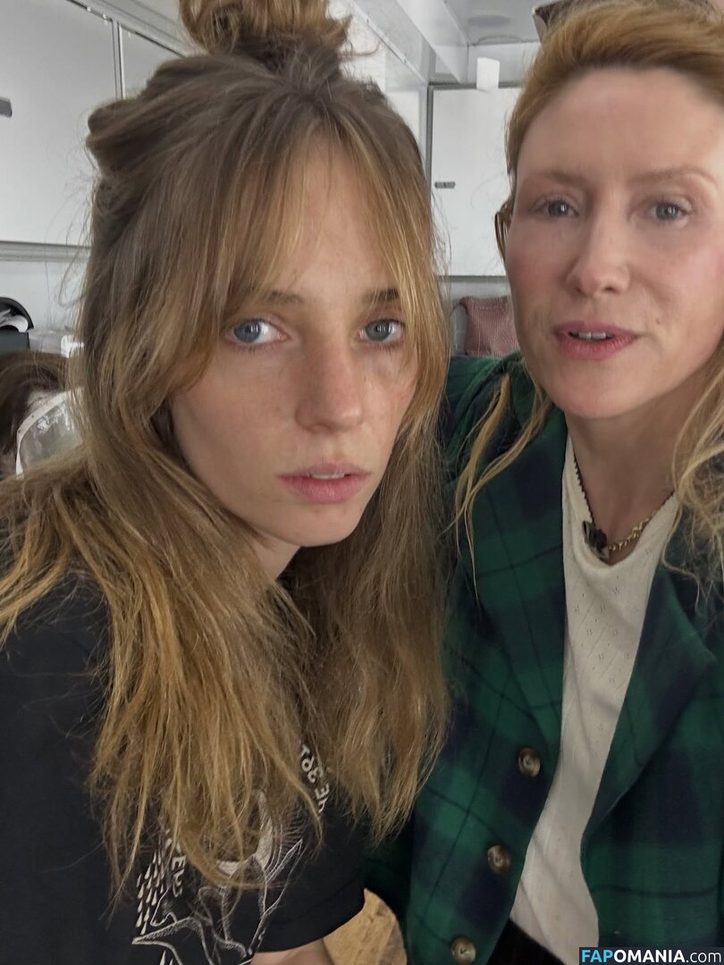 Maya Hawke / maya_hawke / neohawk2 Nackt OnlyFans  Geleaktes Foto #476