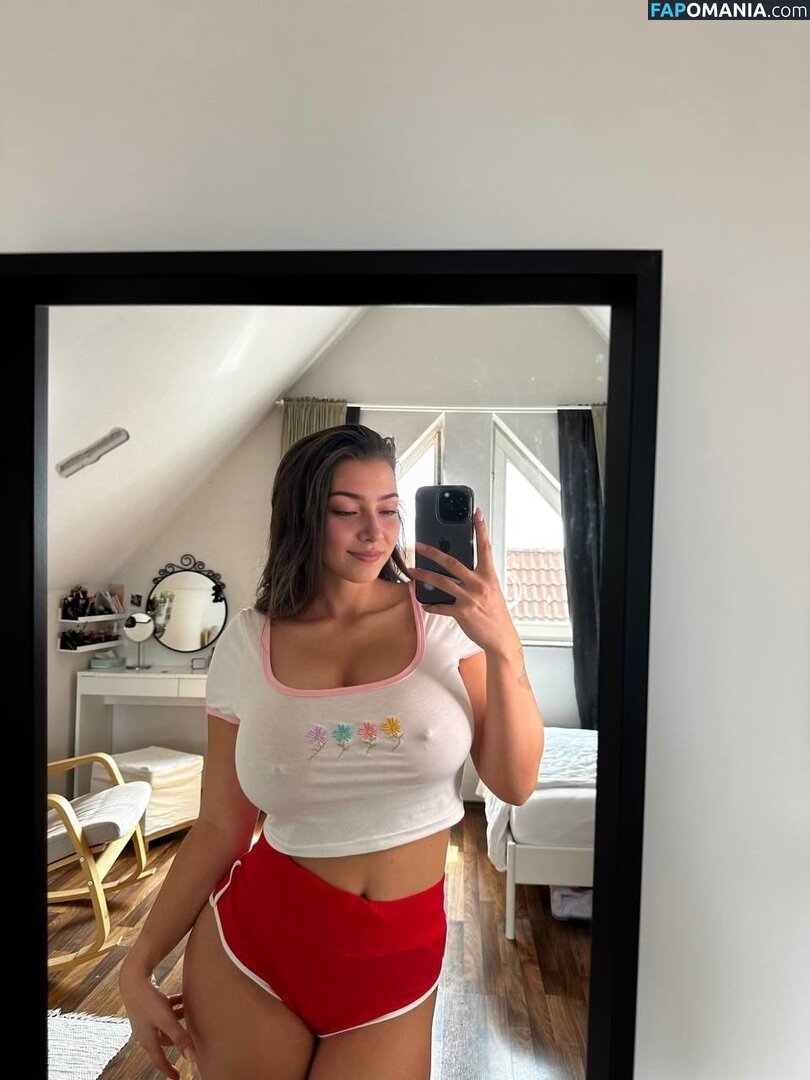 Maya Singer / Mayasinger19 / mayasinger / mayawithgcups Nackt OnlyFans  Geleaktes Foto #28