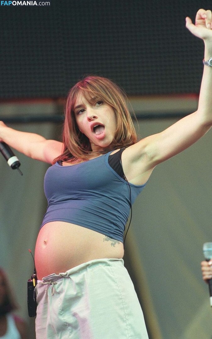 Melanie Blatt / https: / melanieblatt / melblatt Nackt OnlyFans  Geleaktes Foto #4