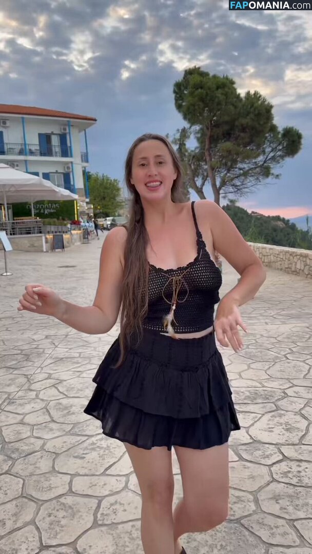 Melike Bulu Cankurt Nackt OnlyFans  Geleaktes Foto #1