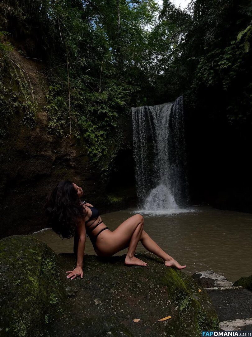 Michelle Andrade / https: / mish_andrade / mishvirmish Nackt OnlyFans  Geleaktes Foto #13