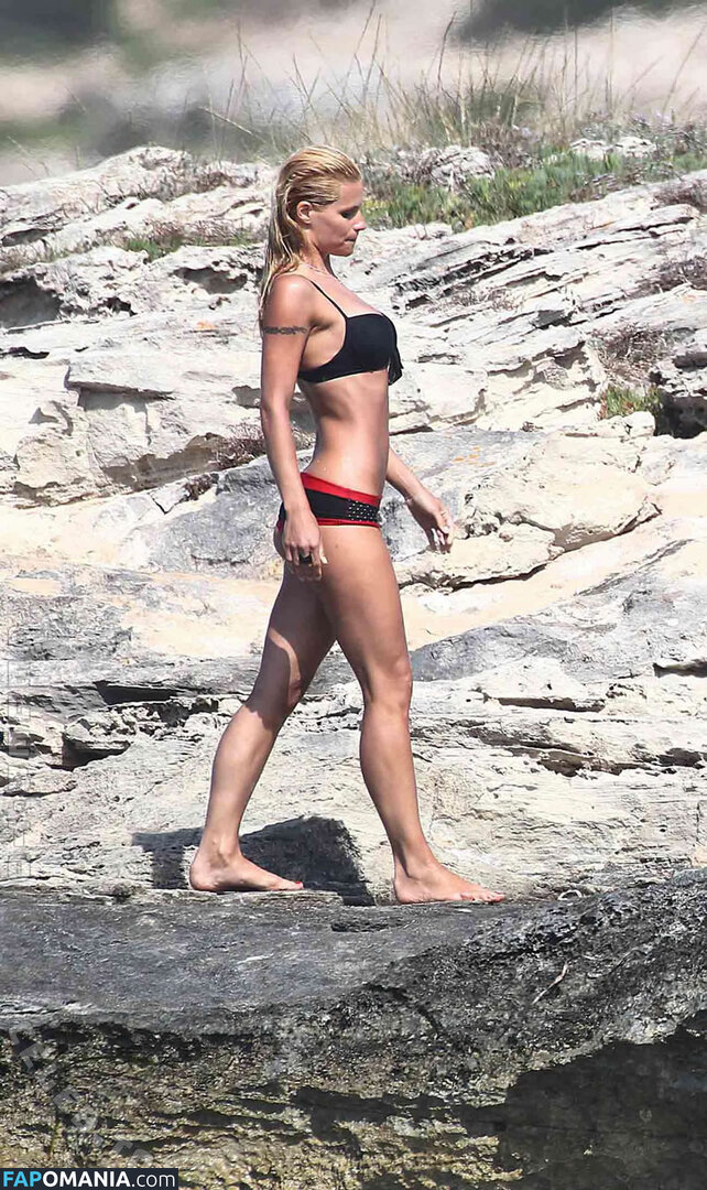 Michelle Hunziker / https: / m_hunziker / therealhunzigram Nackt OnlyFans  Geleaktes Foto #397