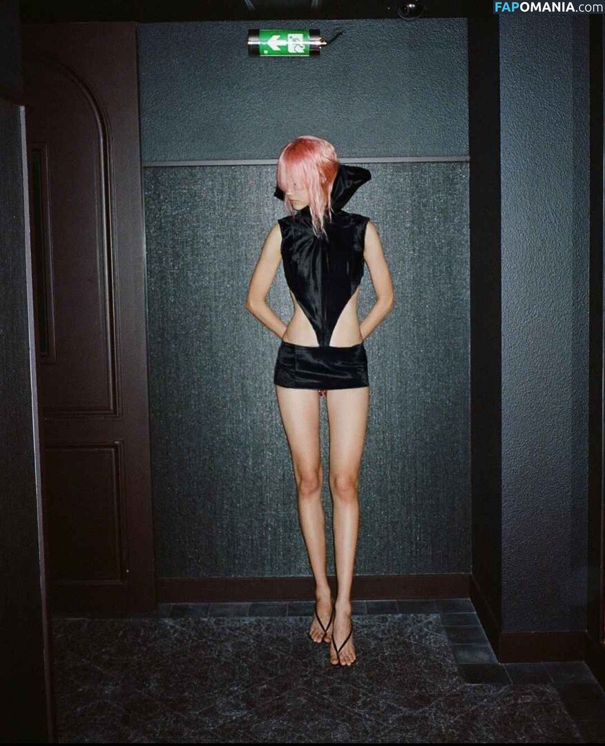 Mika Schneider / mikaschndr Nackt OnlyFans  Geleaktes Foto #2