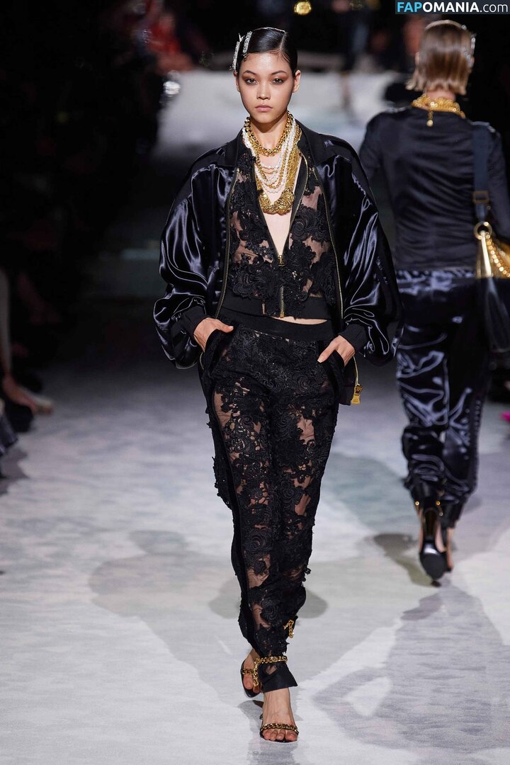 Mika Schneider / mikaschndr Nackt OnlyFans  Geleaktes Foto #7