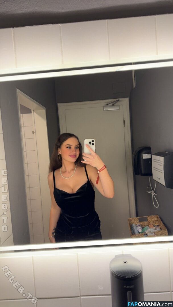 Cesky.chica / Milena Novacek Nackt OnlyFans  Geleaktes Foto #1