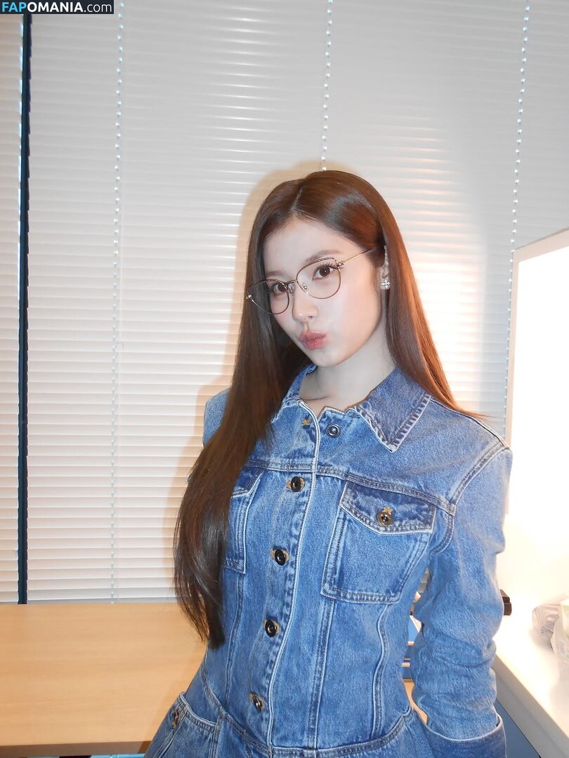 Minatozaki Sana / TWICE / m.by__sana Nackt OnlyFans  Geleaktes Foto #54