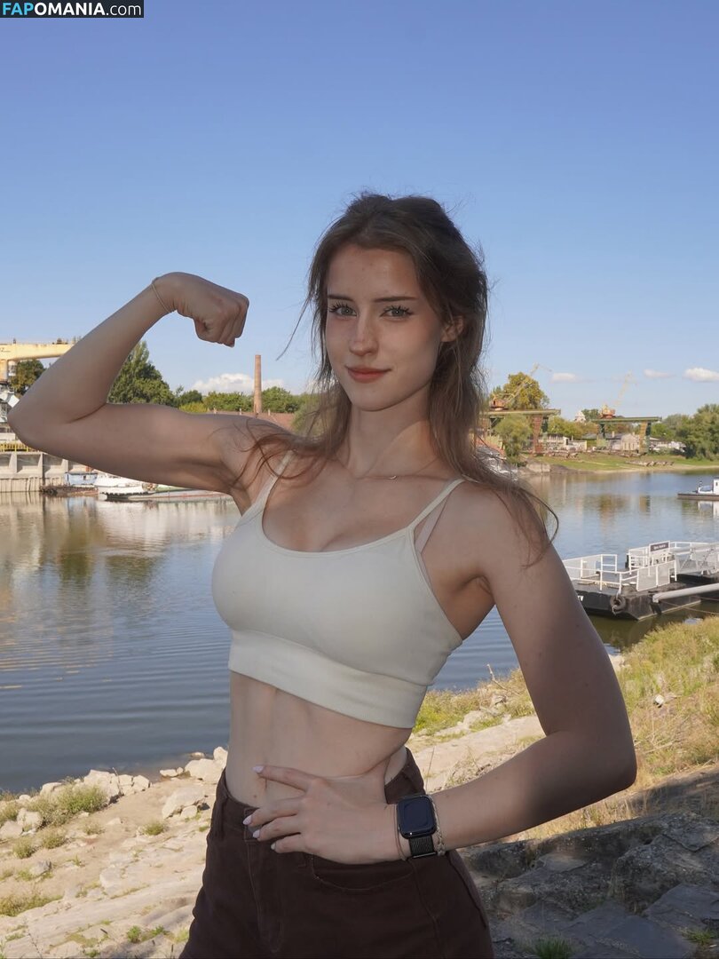 Mira.004 / model_mira Nackt OnlyFans  Geleaktes Foto #1456