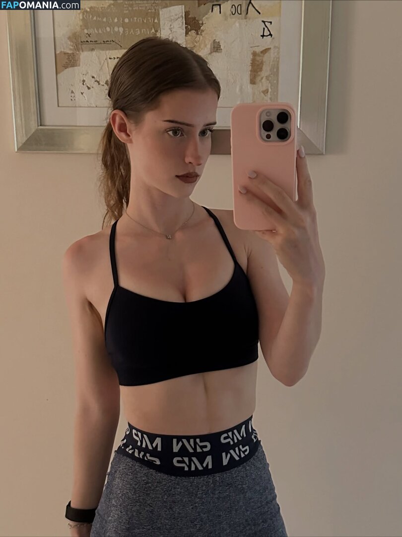 Mira.004 / model_mira Nackt OnlyFans  Geleaktes Foto #1465