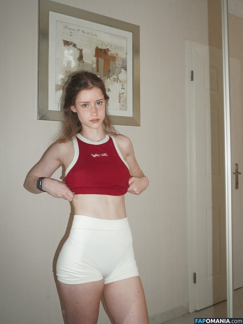 Mira.004 / model_mira Nackt OnlyFans  Geleaktes Foto #1476