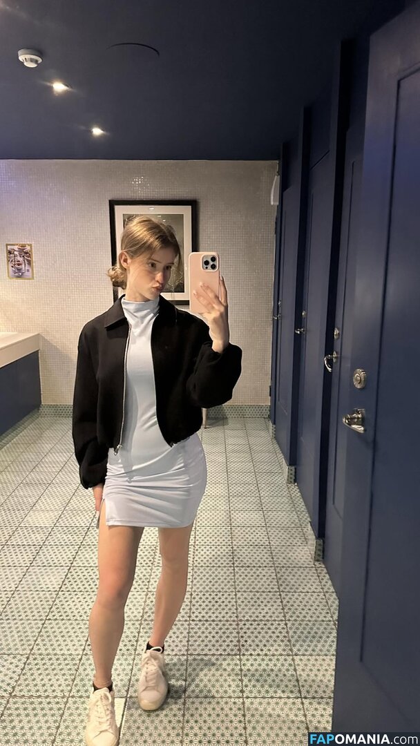 Mira.004 / model_mira Nackt OnlyFans  Geleaktes Foto #1500