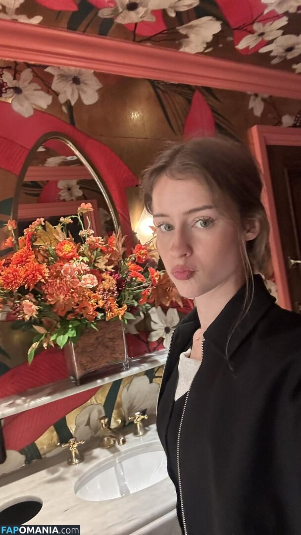 Mira.004 / model_mira Nackt OnlyFans  Geleaktes Foto #1502