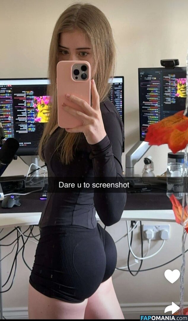 Mira Szalma / https: / mira.004 Nackt OnlyFans  Geleaktes Foto #332