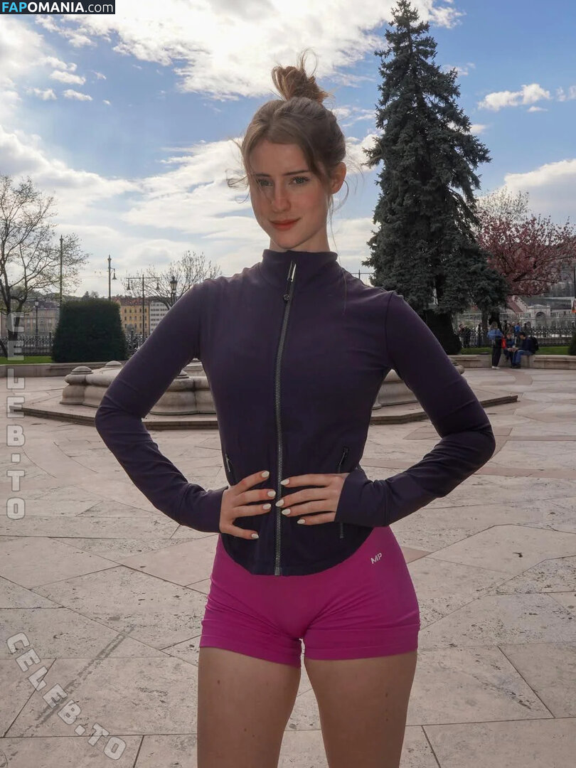 Mira Szalma / https: / mira.004 Nackt OnlyFans  Geleaktes Foto #578