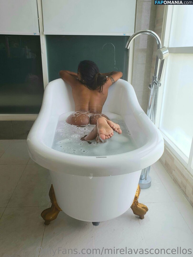 Mirela Vasconcelos / mi_levas / mirelavasconcellos / mirellavasconc Nackt OnlyFans  Geleaktes Foto #2