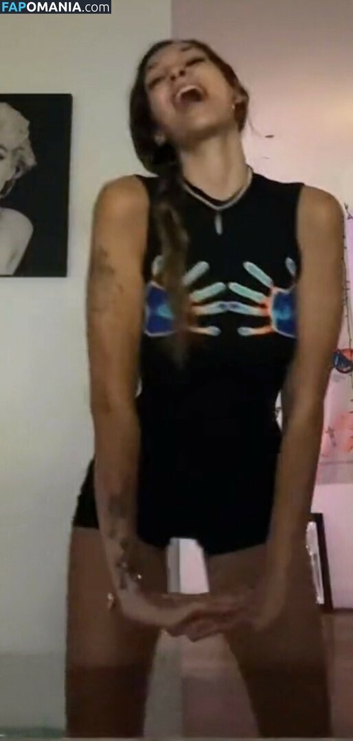 Miss X Bee Brii / miss.x.bee / miss.xbee Nackt OnlyFans  Geleaktes Foto #74