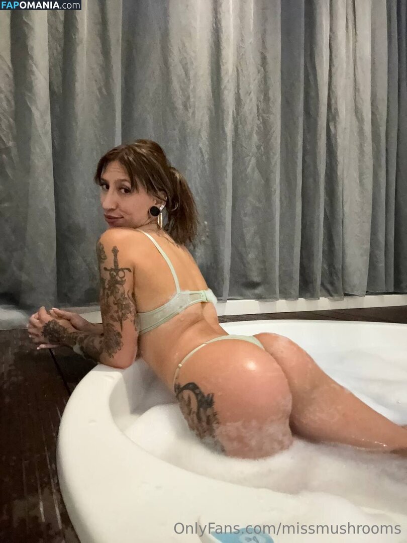 MissMushrooms / missmushr00ms Nackt OnlyFans  Geleaktes Foto #3