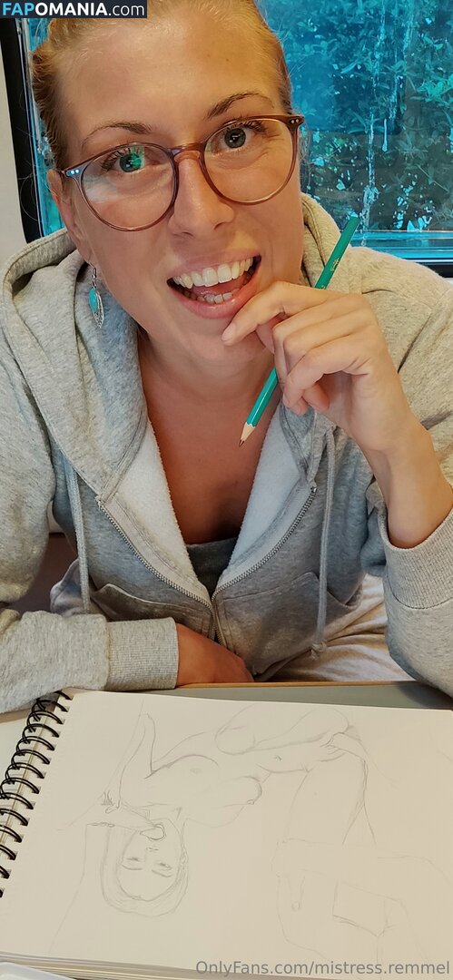 mistress.remmel / themistressmayxx Nackt OnlyFans  Geleaktes Foto #32