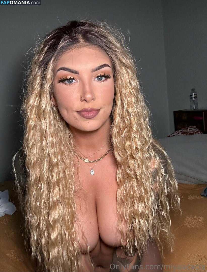 Miya Ulatowski / miyaacacia Nackt OnlyFans  Geleaktes Foto #39