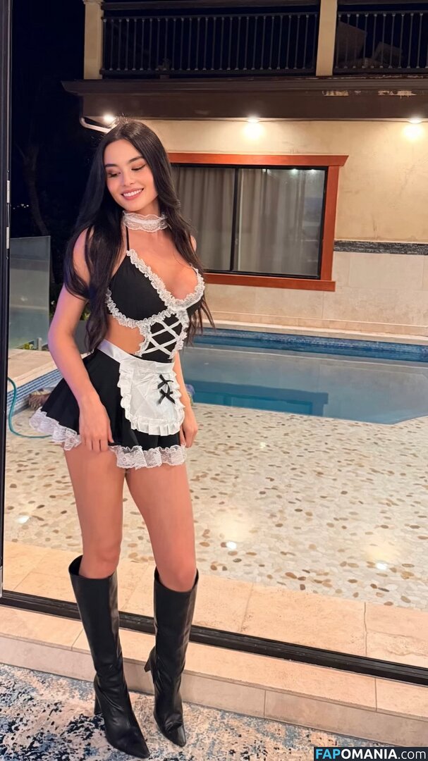 Moni Charlton / monicharlton Nackt OnlyFans  Geleaktes Foto #4