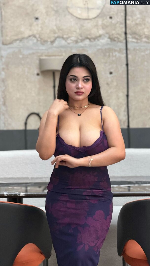 mumtahinaaa_ Nackt OnlyFans  Geleaktes Foto #1
