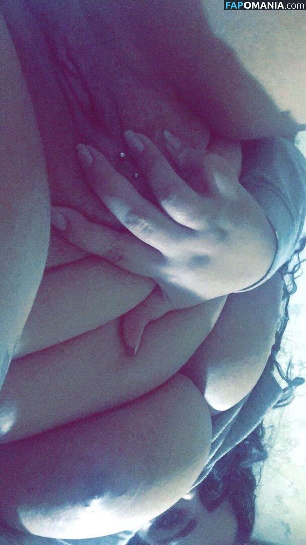 Lola Erotica / Muvagawd / Thundahgawdess / moneyangelmo / muvagawdd Nackt OnlyFans  Geleaktes Foto #1