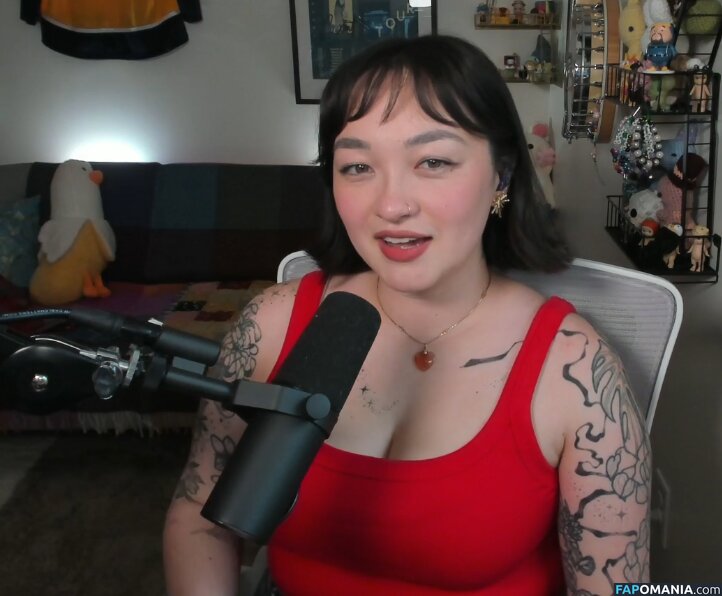 Mxmtoon / u370052518 Nackt OnlyFans  Geleaktes Foto #1