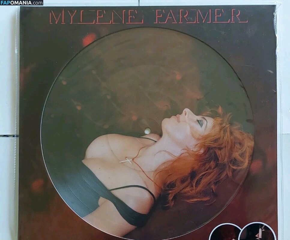 Mylène Farmer Nackt OnlyFans  Geleaktes Foto #6