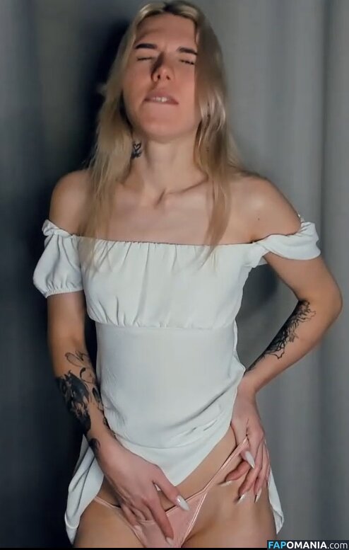 girlnamedviolet / myviolet_rush Nackt OnlyFans  Geleaktes Foto #1