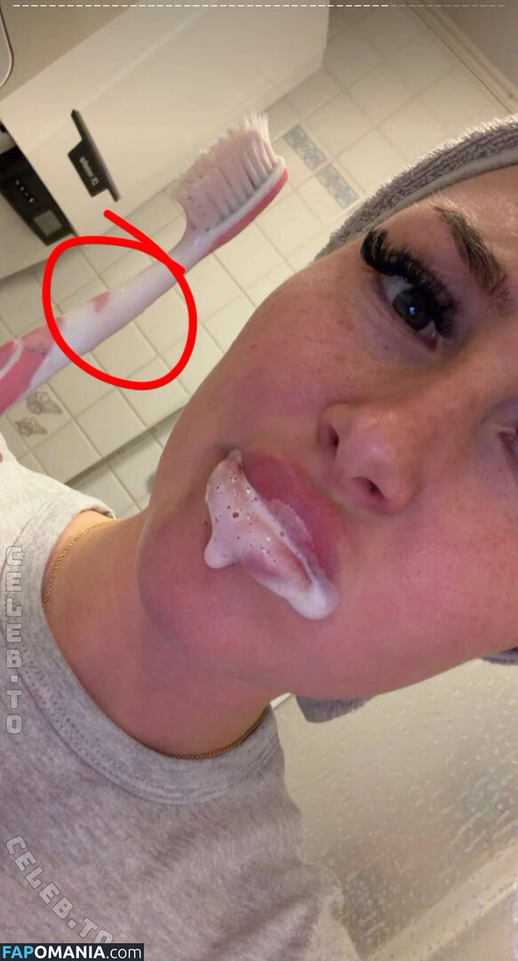 Nadia Offenbach / Nadia.offenbach Nackt OnlyFans  Geleaktes Foto #5