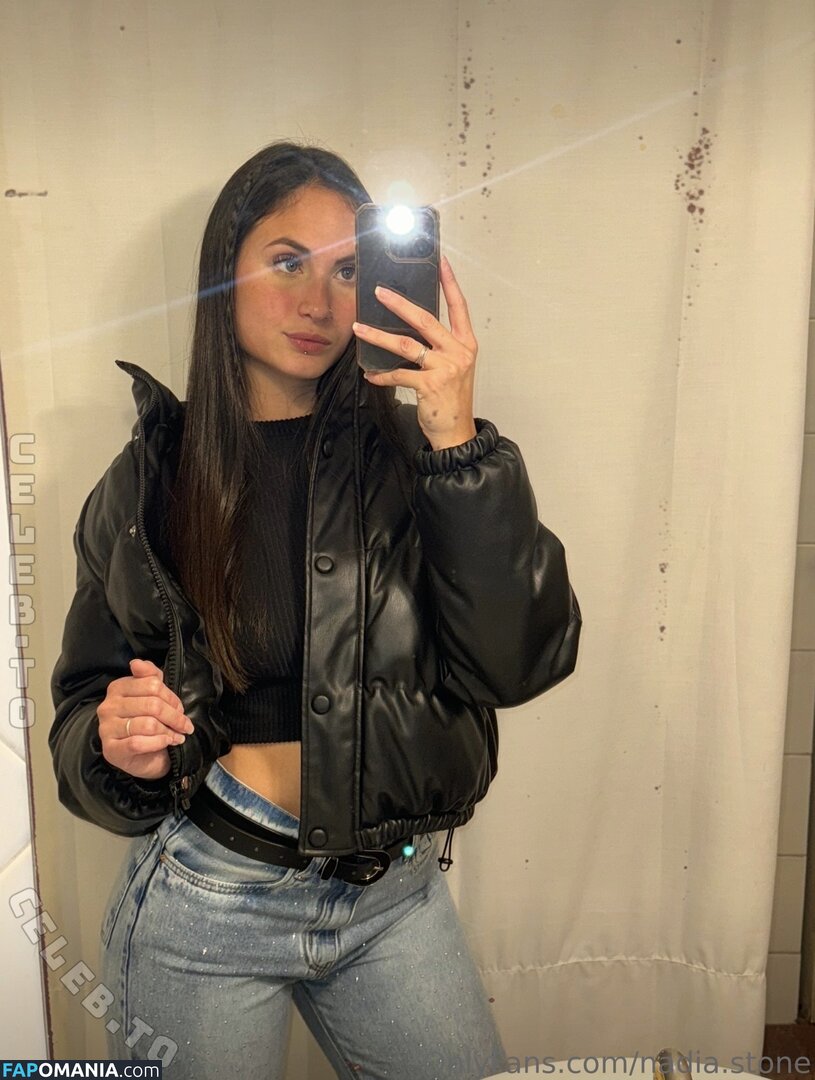 Nadia Stone / nadia.stone Nackt OnlyFans  Geleaktes Foto #4