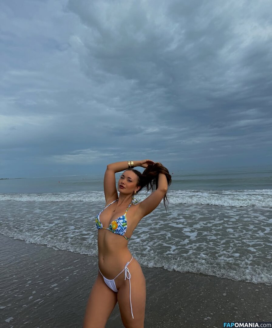 lunaabaabe / naomy_jakab Nackt OnlyFans  Geleaktes Foto #3