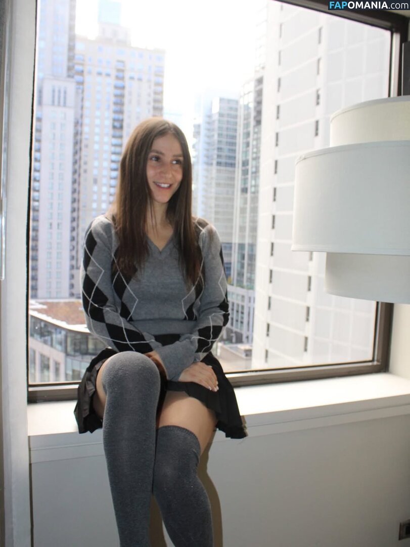 Nashla / Nashlabogaert__ / https: / nashla22 Nackt OnlyFans  Geleaktes Foto #2