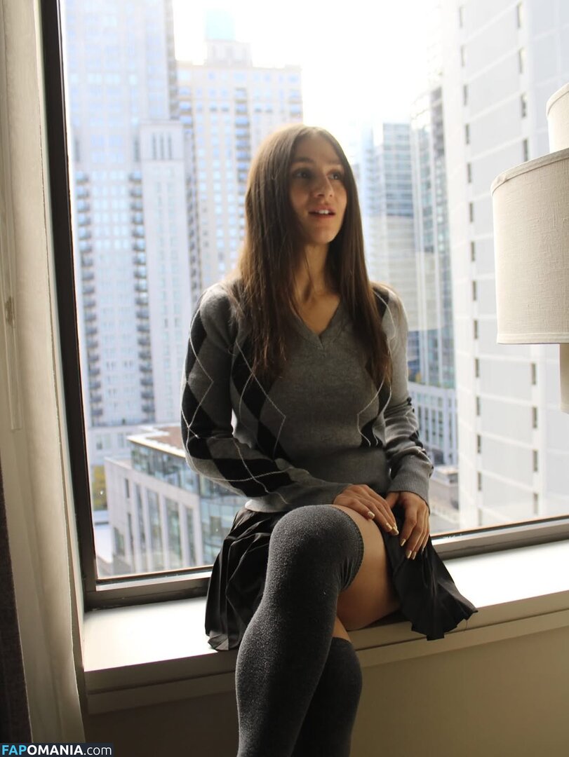 Nashla / Nashlabogaert__ / https: / nashla22 Nackt OnlyFans  Geleaktes Foto #3