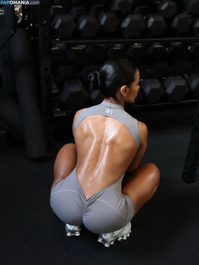 Natseleen / natseleen_ / stickshifter Nackt OnlyFans  Geleaktes Foto #3