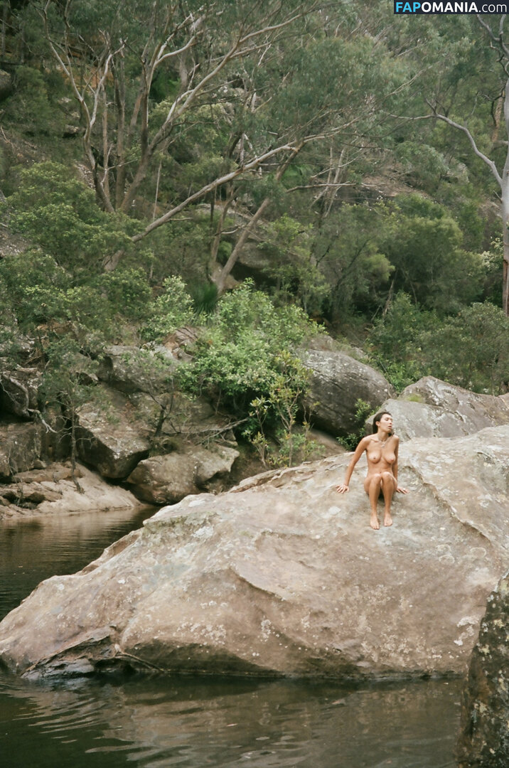 Nina Pirola / nature_nymph / nina.pirola Nackt OnlyFans  Geleaktes Foto #2