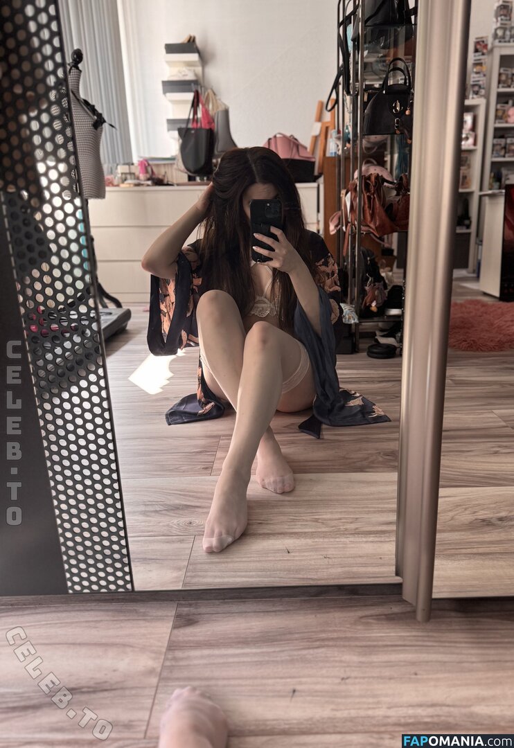 Nini Raven / Nini_Raven / raven_nini Nackt OnlyFans  Geleaktes Foto #1