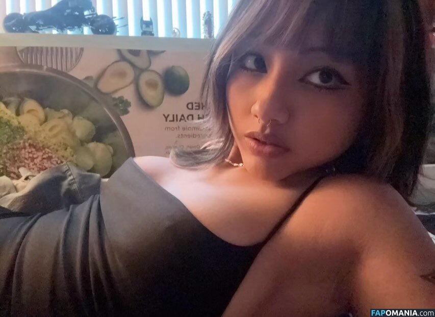 n.nyquil / nomamesnico / nomamesnicole Nackt OnlyFans  Geleaktes Foto #16