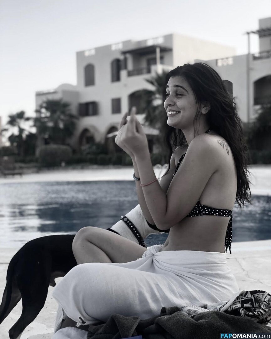 Nourine Abouseada / https: / nourineabouseada Nackt OnlyFans  Geleaktes Foto #3