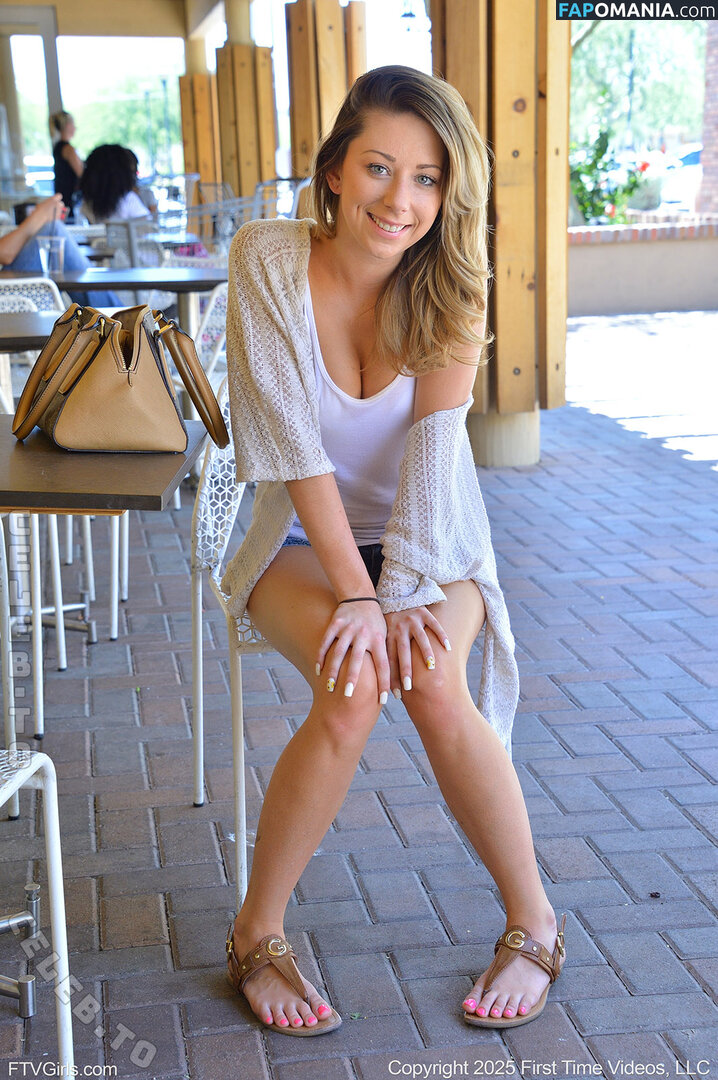 Nude In Public Nackt OnlyFans  Geleaktes Foto #2