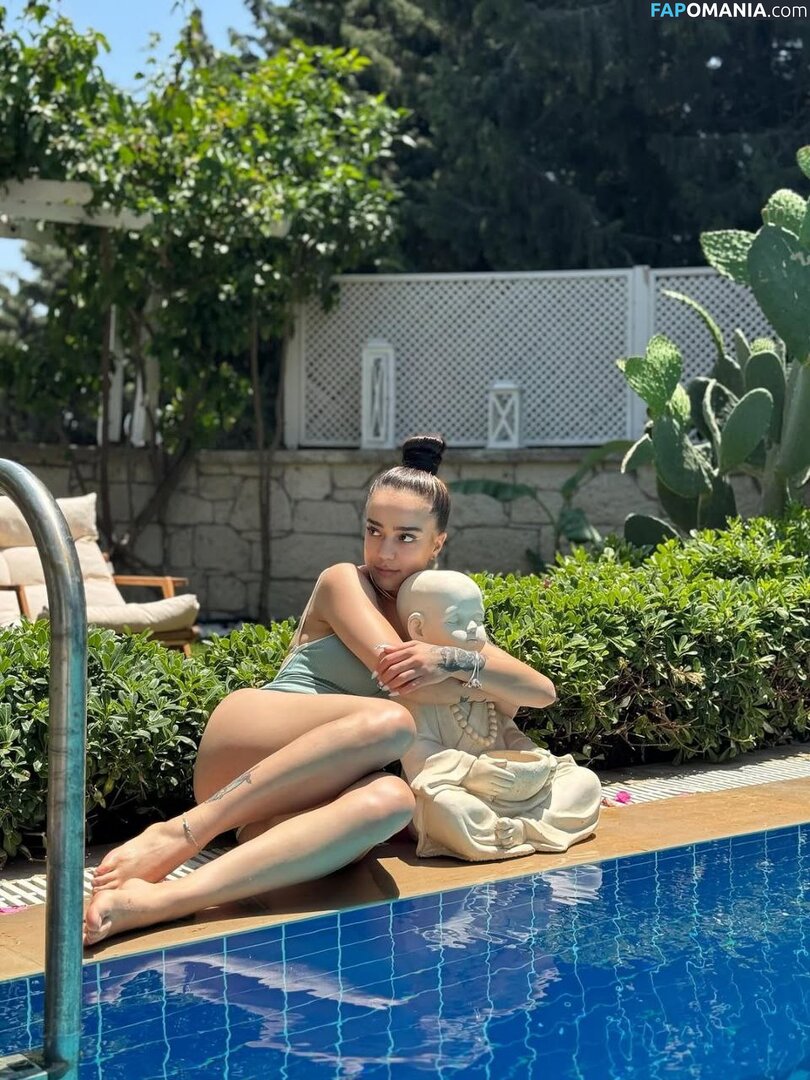 Nurseli Aksoy / https: / punknurseli Nackt OnlyFans  Geleaktes Foto #8