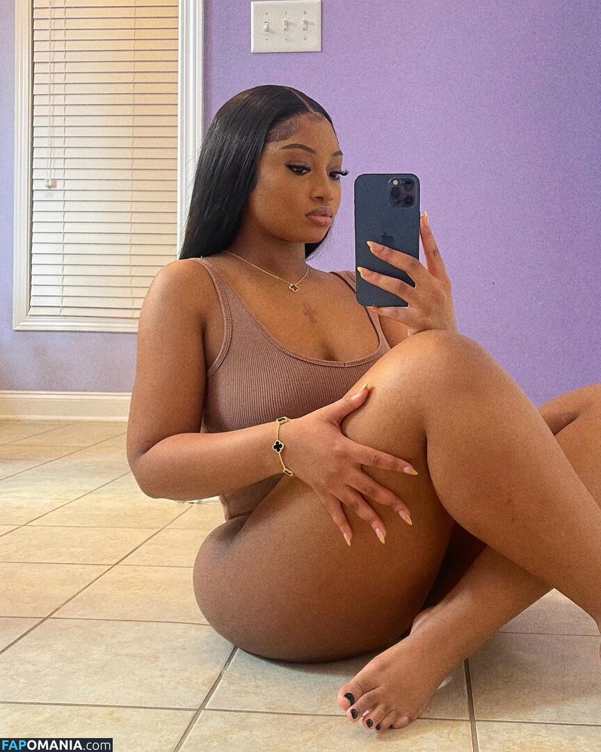 NylaBaknari / baknari / https: Nackt OnlyFans  Geleaktes Foto #1