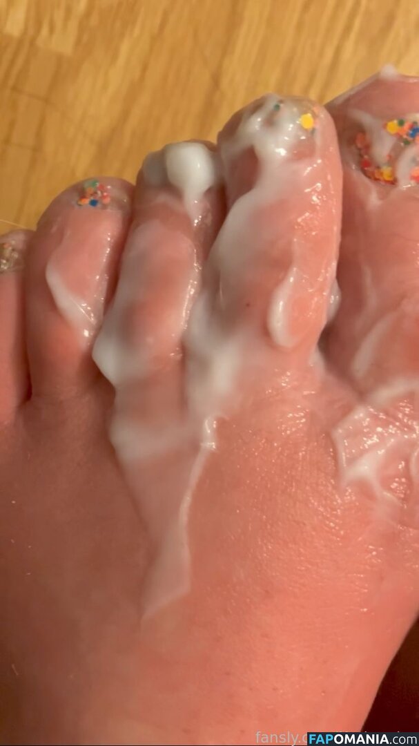 Nythaedra / https: / nythvtuber Nackt OnlyFans  Geleaktes Foto #1