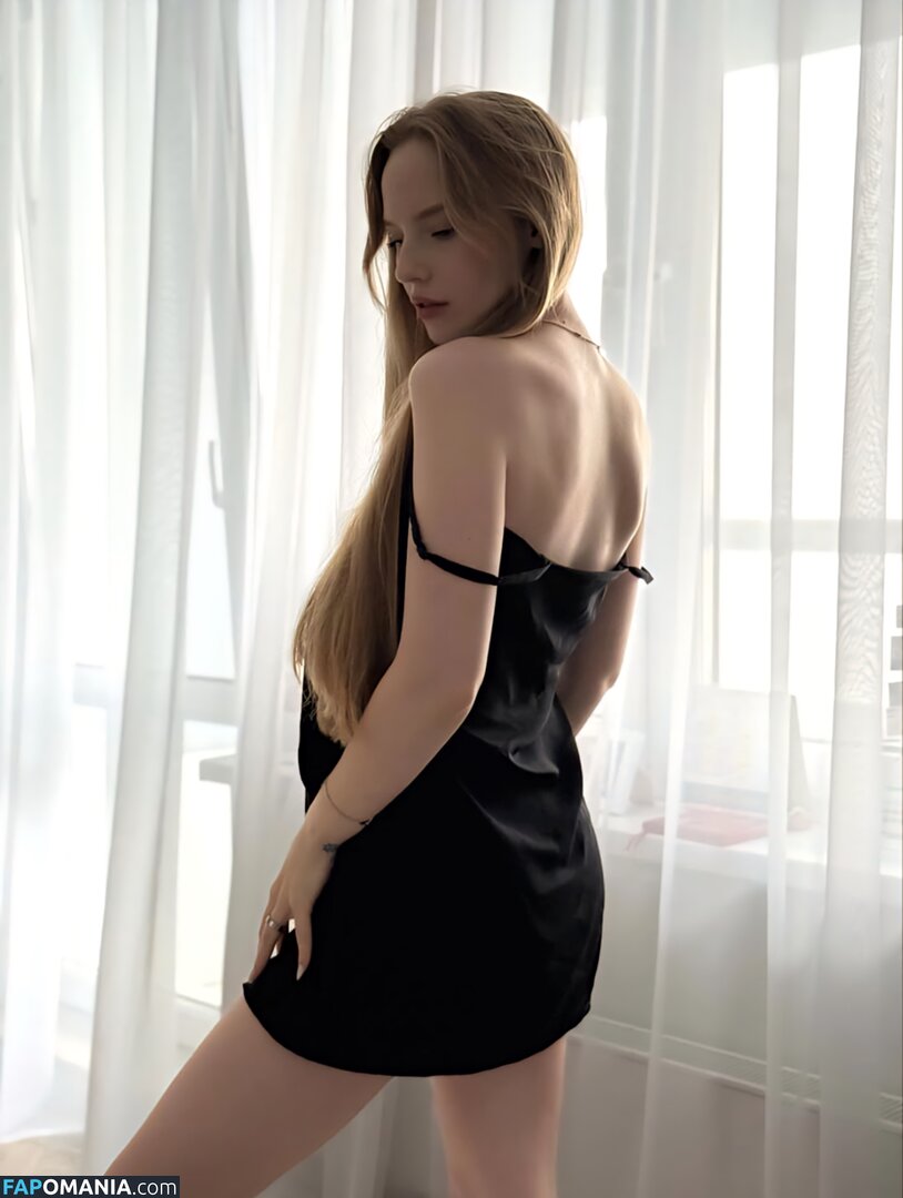 Oksana Neveselaya / https: / o_neveselaya / ok_neveselayaa / theoksanarose Nackt OnlyFans  Geleaktes Foto #43